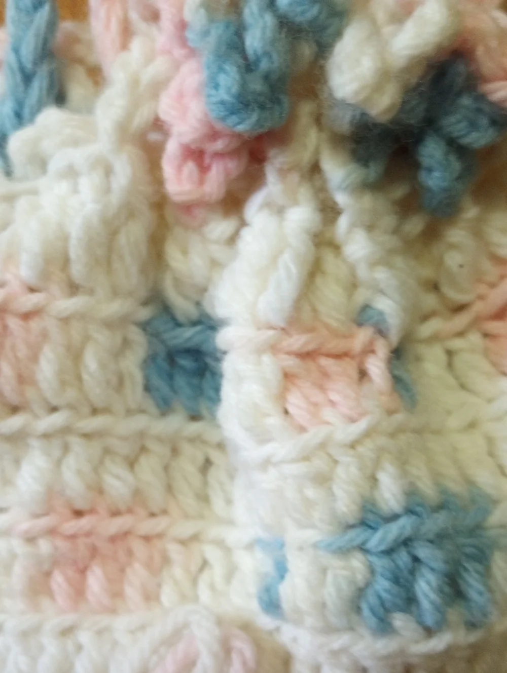 RARE Knit or Crocheted Vintage Retro Girl's Purse w/ Tassels & Structured Bottom